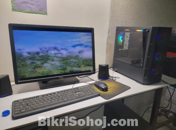 Ryzen Core i6 5600g With 22 Inch Dell Monitor